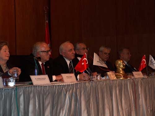 Stj. Avukatlar Komisyonugenel Kurulu 
Yürütme Kurulu Seçimiyle Noktalandı - 6