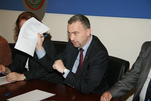 Kamu Avukatlarına Barodan Destek

 - 14