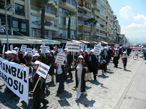 Özel Görevli Mahkemelerin Kaldırılması Amacıyla  İzmir Mitingine Katıldık  - 18