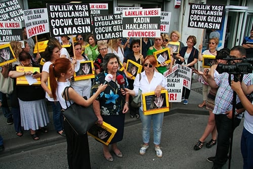 Kampanyada Toplanan Bir Milyonu Aşkın İmza 
Tbmm Başkanlığına Gönderildi - 19