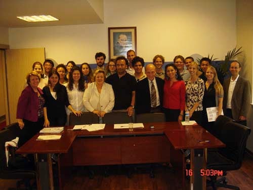 Amerikalı Hukuk Fakültesi Öğrencileri Baromuzu Ziyaret Etti
 - 7