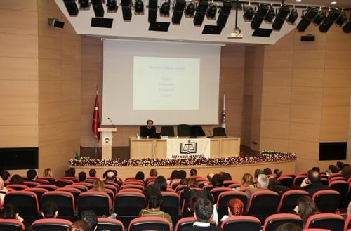 Kadın Hakları Ve Aile İçi Şiddet Konulu Sertifika Programı

 - 69