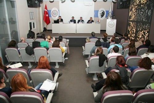 Mobbing Bir İnsan Hakları İhlalidir
 - 53