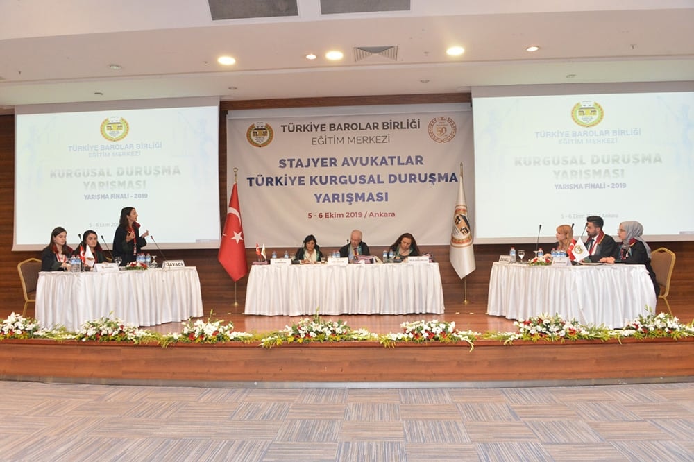 İstanbul Barosu Stajyerleri Türkiye Üçüncüsü - 2