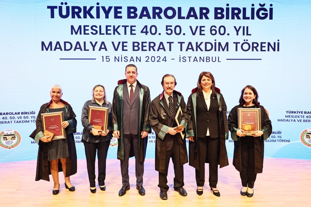 Meslekte 40, 50 ve 60 Yılını Dolduran Meslektaşlarımıza Plaket Verildi - 79