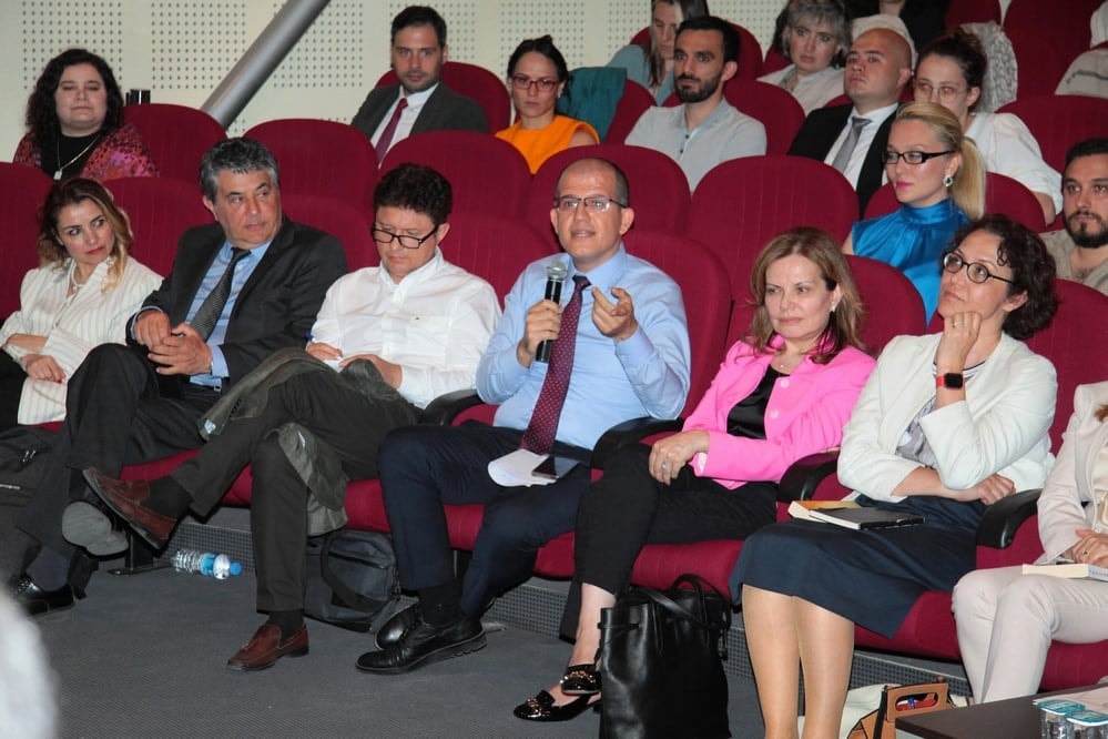 25. İş Hukuku Sempozyumu - 42