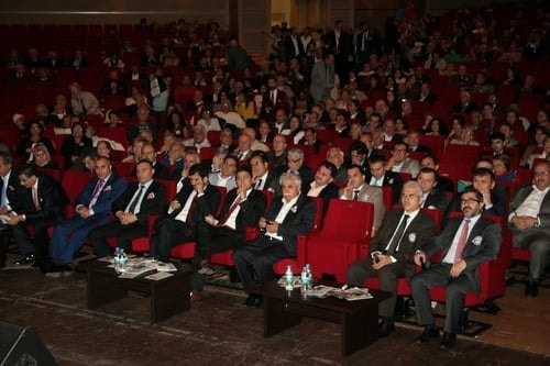 Ümit Kocasakal İstanbul Barosu Başkanlığına Yeniden Seçildi 

 - 53