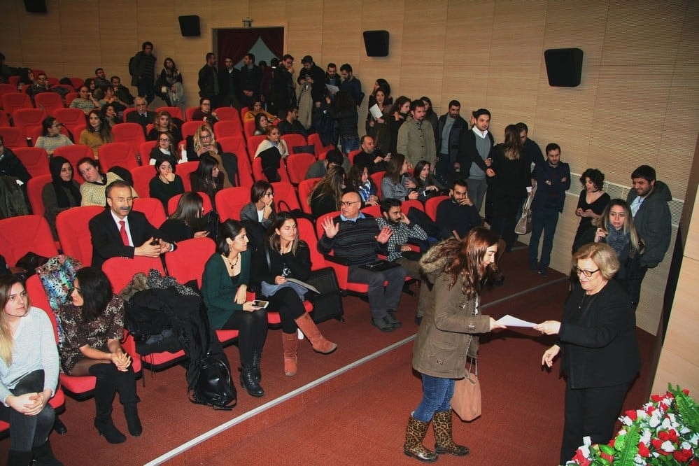 Kadın Hakları ve Aile İçi Şiddet” Konulu Sertifika Programı Devam Ediyor - 23