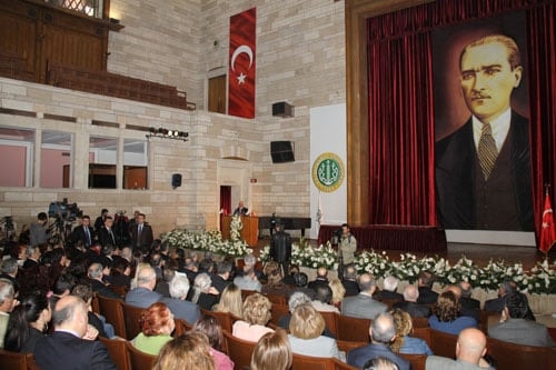 İstanbul Barosu 132. Kuruluş Yıldönümü Ve 
5 Nisan Avukatlar Günü
Etkinliklerle Kutlanmaya Başlandı - 21