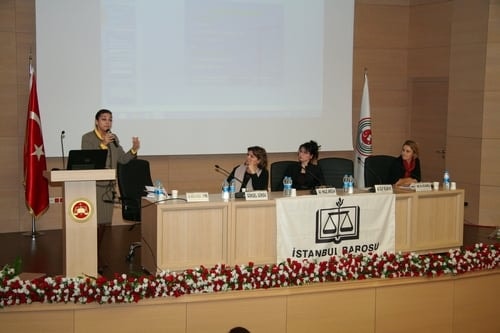 Sığınmacı Ve Mülteci Kadınların Sorunları

 - 19