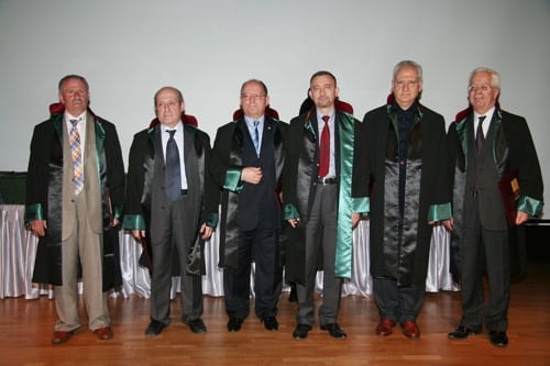 Mesleklerinde 25, 30, 35 Yılını Dolduran Toplam 693 Meslektaşımıza Plaket Verildi
 - 124