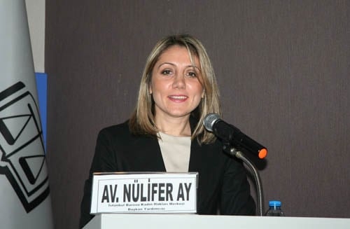 Kadına Şiddet Durmak Bilmiyor

 - 1