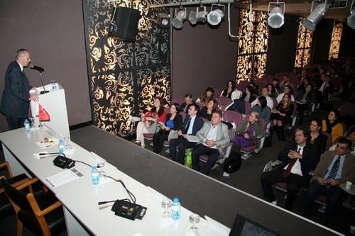 Mobbing Bir İnsan Hakları İhlalidir
 - 7