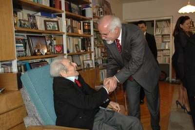 Mahmut Esat Bozkurt Ödülü Av. Halit Çelenk’E Verildi

 - 1