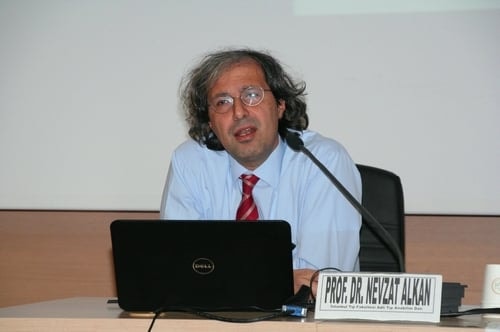 Kadın Hakları Ve Aile İçi Şiddet” Konulu Sertifika Programı Devam Ediyor
 - 78