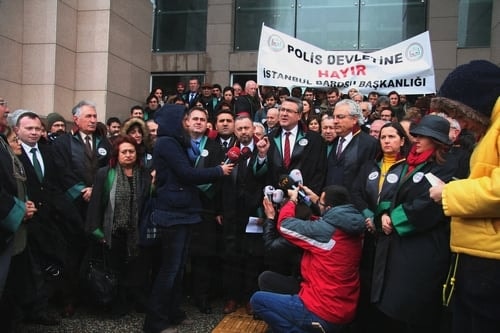 Hukuk Silah, Polis Yargı Olamaz!
 - 25