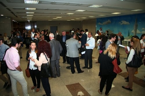 Adil Yargılamanın Teminatı Avukattır
 - 5