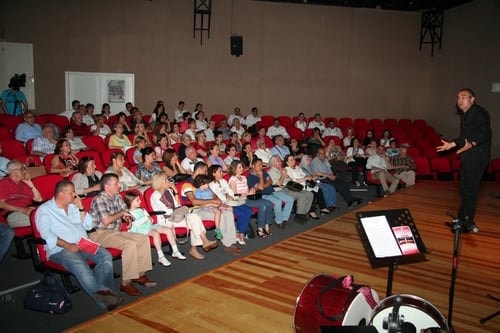 Türk Halk Müziği Topluluğu Konseri
 - 12