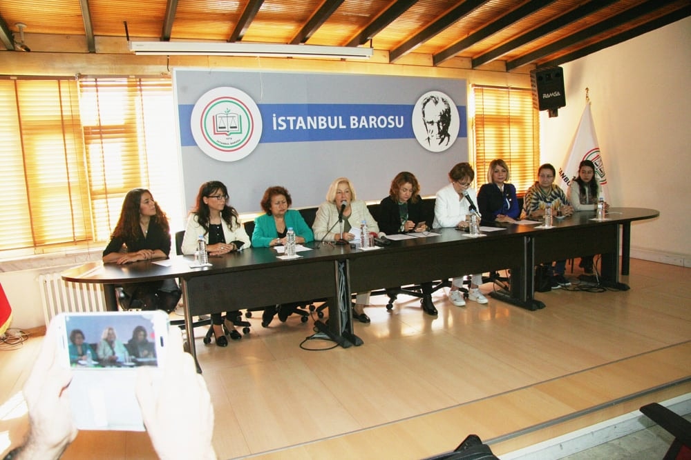 Müftülere Nikâh Kıyma Yetkisi Verilmesi  Kadın Haklarında Geriye Dönüştür  Anayasa İhlalidir - 12