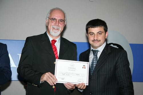 20. Dönem Hukuk İngilizcesi Ve Terminolojisi 
Derslerini Tamamlayanlara 
Katılım Belgeleri Verildi
 - 13