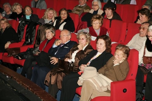 Devrim Yasalarının İçi Boşaltılıyor

 - 38