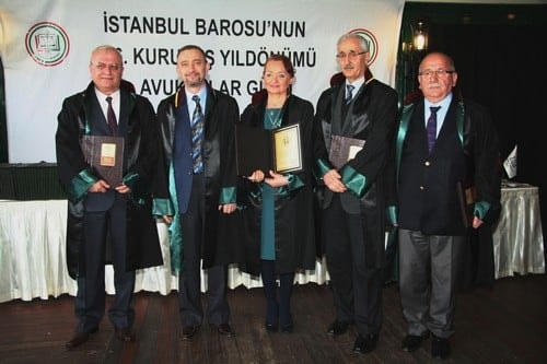 Hukuk Devleti Tesis Edilene, Yargı Bağımsız Olana Kadar, Bedeli Ve Pahası Ne Olursa Olsun Bu Mücadeleyi Birlikte Sürdüreceğiz - 348