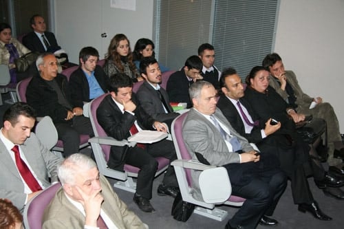 Oylar Eşit Çıkınca Seçim Ertelendi - 8