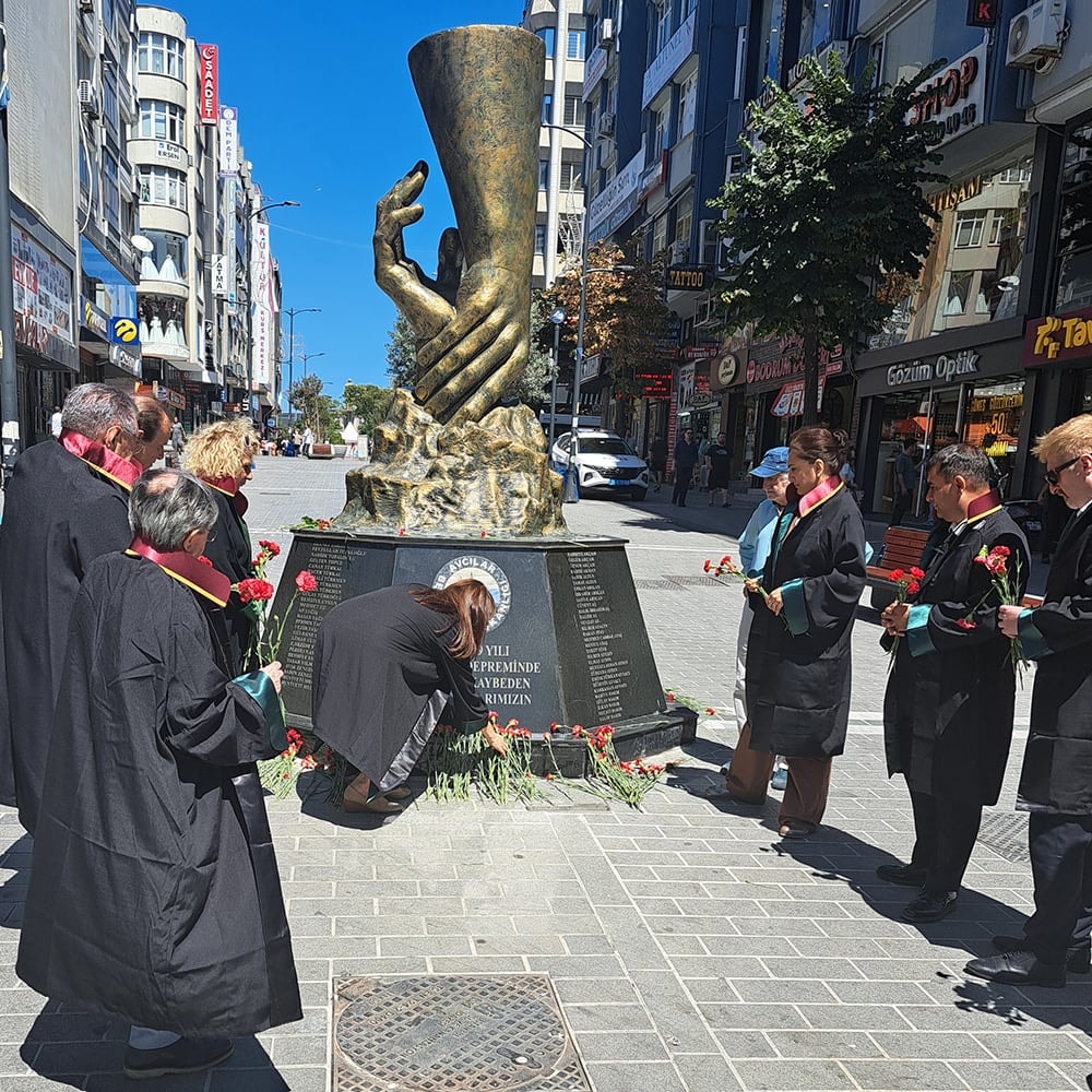 İstanbul Barosu 17 Ağustos'ta Büyükçekmece Adliyesi Önündeydi - 5