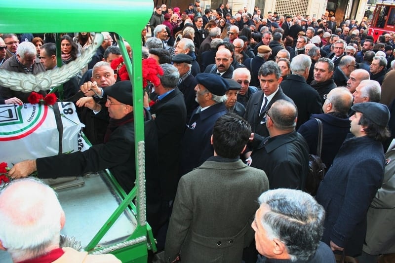 Başkanımız Av. Kazım Kolcuoğlu’nu Son Yolculuğuna Uğurladık - 99