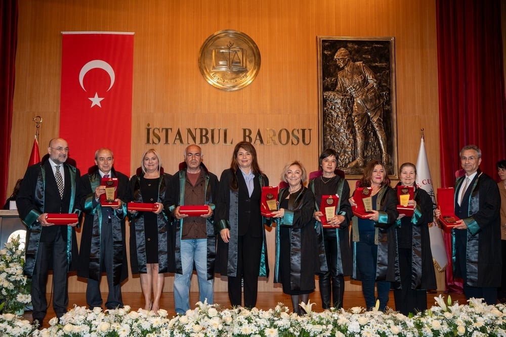 Meslekte 25, 30 ve 35 Yılını Dolduran Meslektaşlarımıza Plaket Verildi - 148