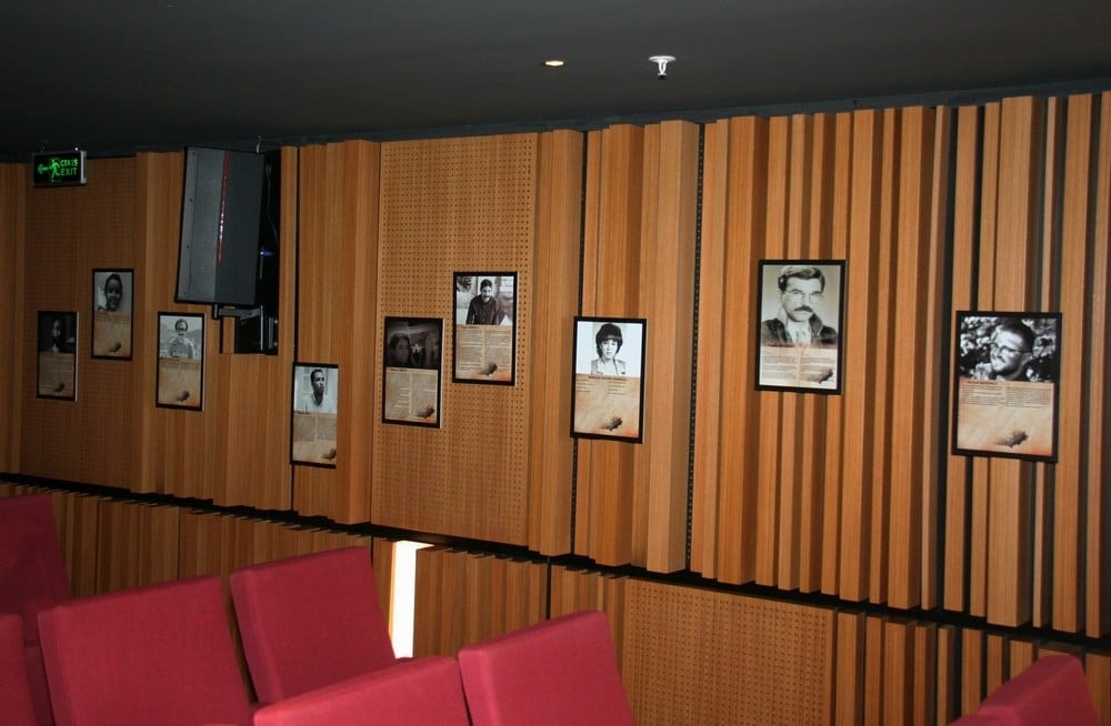 Uluslararası Konferans: ‘Ayın Karanlık Yüzü’ - 9