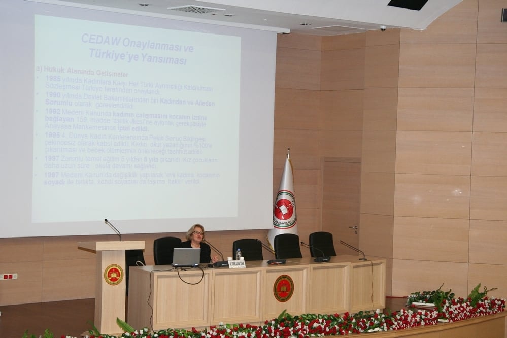 Kadın Hakları ve Aile İçi Şiddet Konulu Sertifika Programı Devam Ediyor - 48