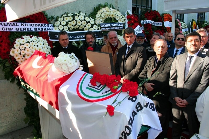 Başkanımız Av. Kazım Kolcuoğlu’nu Son Yolculuğuna Uğurladık - 142