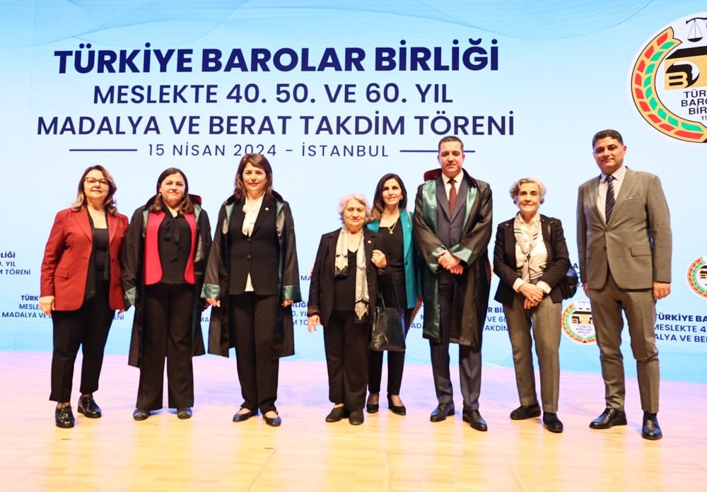 Meslekte 40, 50 ve 60 Yılını Dolduran Meslektaşlarımıza Plaket Verildi - 123