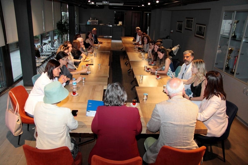 İstanbul Barosu Yönetim Kurulu’ndan, Kadın Futbol Takımı’na Moral - 4