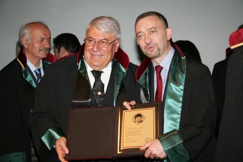 Mesleklerinde 25, 30, 35 Yılını Dolduran Toplam 693 Meslektaşımıza Plaket Verildi
 - 118