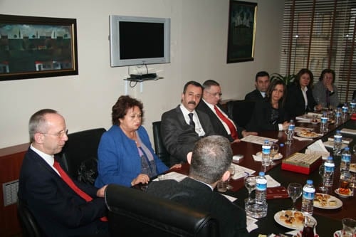 Bursa Barosu Yönetiminden İstanbul Barosuna Destek
 - 35