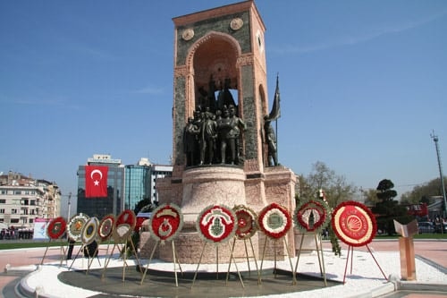 90. Yılında Ulusal Egemenlik Ve 
Çocuk Bayramını Coşkuyla Kutladık
 - 18