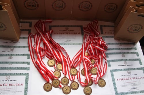 İstanbul Barosu Satranç Takımı Ustalara Karşı - 1