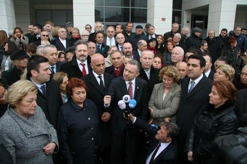 Savunmanın Ve Baronun Yargılandığı Dava Beraatla Sonuçlandı

 - 43