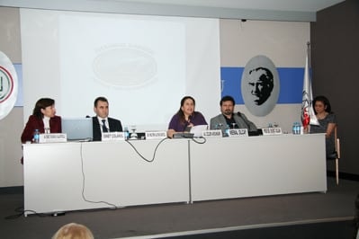 Hayvanlar Barınaklarda Değil Aramızda Yaşamalı - 1