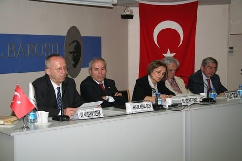 Her Yönüyle Ermeni Sorunu

 - 25