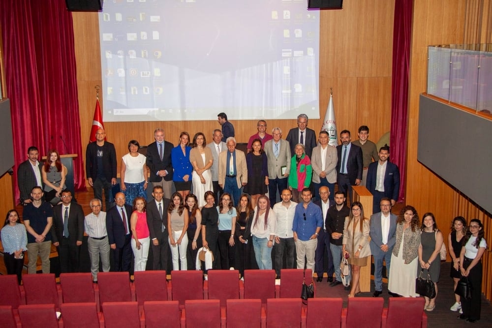 Av. Prof. h. c. Dr. Bülent Sözer Anısına Sempozyum ve Konişmento Sergisi - 15