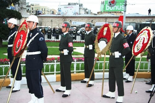 Atamızı Saygıyla Andık - 11