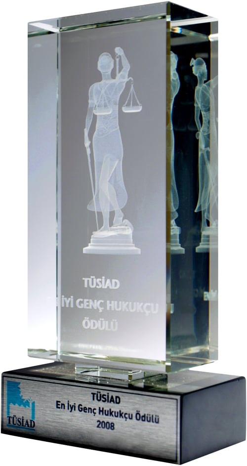 Tüsiad En İyi Genç Hukukçu Ödülü’Ne 
Başvurular Başladı - 2