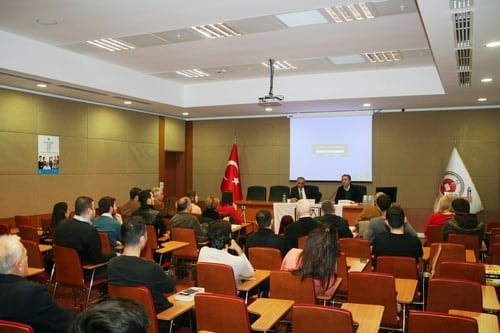 Cumhuriyete Saldırılar Karşısında Atatürk’Ü Yeniden Okumak
 - 24