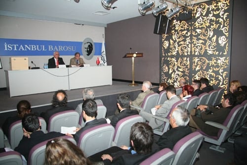 Oylar Eşit Çıkınca Seçim Ertelendi