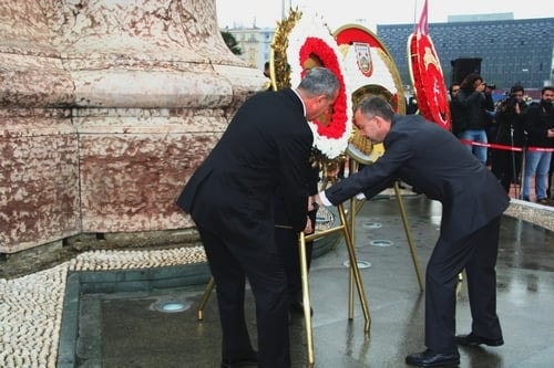 Aramızdan Ayrılışının 77. Yılında Atamızı Saygı Ve Minnetle Andık 
 - 25