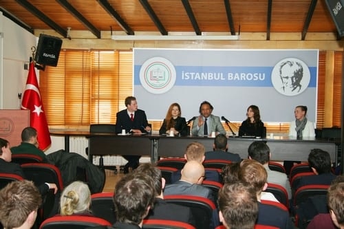 Hollandalı Hukuk Fakültesi Öğrencileri İstanbul Barosu’Nu Ziyaret Etti
 - 18