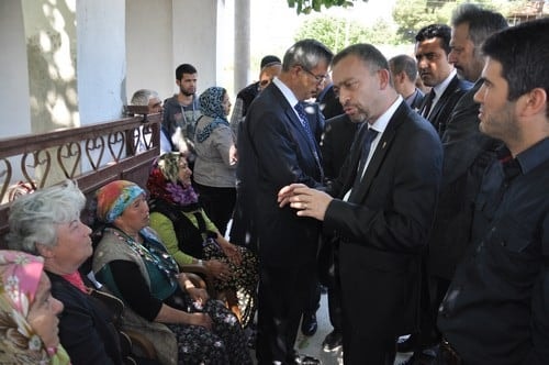 İstanbul Barosu Başkan Ve Yönetim Kurulu Üyeleri, Acıyı Paylaşmak, İncelemelerde Bulunmak İçin Soma’Daydı

 - 70